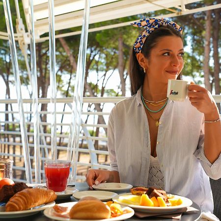 Hotel Lido Alba Adriatica Εξωτερικό φωτογραφία