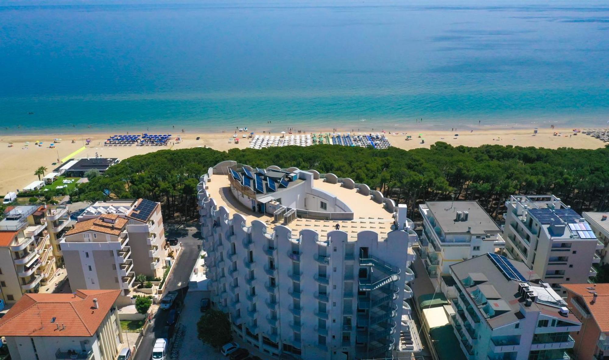 Hotel Lido Alba Adriatica Εξωτερικό φωτογραφία