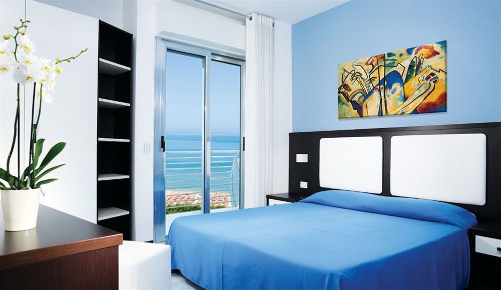Hotel Lido Alba Adriatica Εξωτερικό φωτογραφία