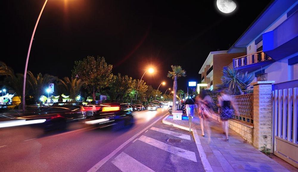 Hotel Lido Alba Adriatica Εξωτερικό φωτογραφία